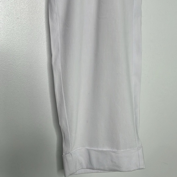 NWT Vince white high waist cargo pants size L
🚨 FINAL PRICE NO OFFER ACCEPT - Picture 9 of 10
